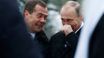 Медведев предсказал чудовищные последствия из-за решения об аресте Путина Медведев предсказал чудовищные последствия из-за решения об аресте Путина