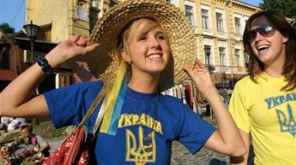 Украинцы массово едут отдыхать в Крым: «Безвиз не нужен, в России лучше» Украинцы массово едут отдыхать в Крым: «Безвиз не нужен, в России лучше»