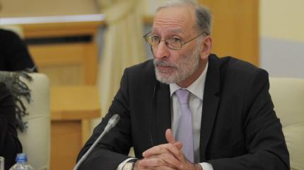Экс-консультант Марин Ле Пен рассказал, почему Россия свободнее Запада