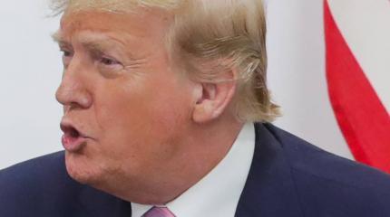 "Кладбище набито неудачниками". Трампа обвинили в оскорблении военных