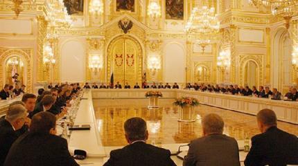 Госсовет России выходит из тени Госсовет России выходит из тени