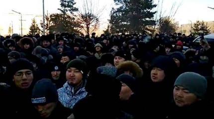 Беспорядки в Караганде: случайный инцидент или надводная часть «айсберга»? Беспорядки в Караганде: случайный инцидент или надводная часть «айсберга»?