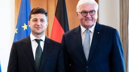 Война за Донбасс: Зеленский Штайнмайеру наврал про его формулу Война за Донбасс: Зеленский Штайнмайеру наврал про его формулу
