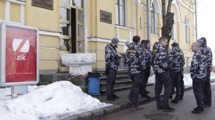 Украинские неонацисты взяли под контроль львовский телеканал ZIK Украинские неонацисты взяли под контроль львовский телеканал ZIK