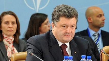 НАТО потребует от Порошенко отчета о выполнении Минских соглашений НАТО потребует от Порошенко отчета о выполнении Минских соглашений