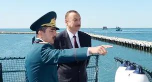 «Россия вывела Каспийскую флотилию на рейд Баку». На что обозлился Алиев
