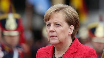 Меркель сделала новый шаг для того, чтобы удержаться у власти Меркель сделала новый шаг для того, чтобы удержаться у власти