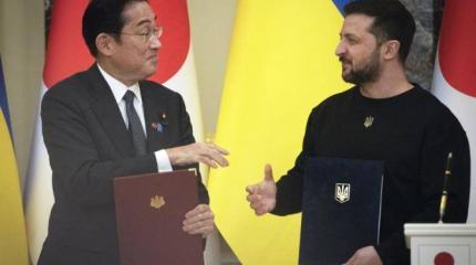 Премьер Японии Кисида в Киеве: сало под сакэ — а плохо не станет? Премьер Японии Кисида в Киеве: сало под сакэ — а плохо не станет?