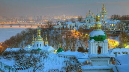 Доигрались с бандеровцами. Нацисты забирают Киево-Печерскую Лавру Доигрались с бандеровцами. Нацисты забирают Киево-Печерскую Лавру