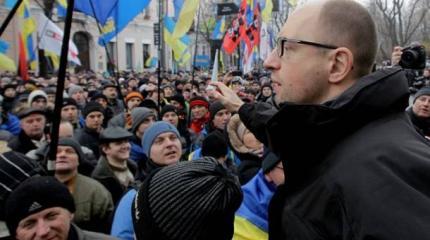 Тимошенко уличена в проплате митинга против Яценюка