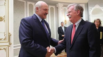 «Попытка сменить ориентацию»: западные СМИ о визите Болтона в Минск «Попытка сменить ориентацию»: западные СМИ о визите Болтона в Минск