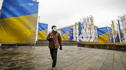Там чудеса, там Гитлер бродит... Там чудеса, там Гитлер бродит...