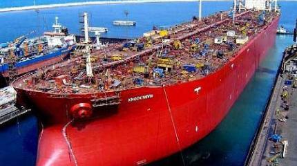 США впервые за 40 лет отправили сырую нефть на экспорт