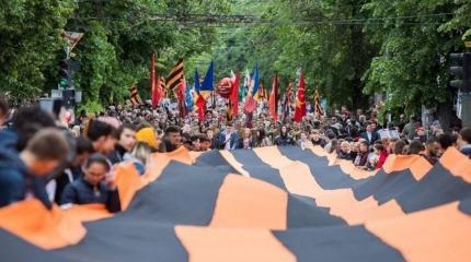 «Бессмертный полк 2019» в Молдавии: самый массовый за пределами РФ «Бессмертный полк 2019» в Молдавии: самый массовый за пределами РФ