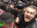 Столкновения сторонников и противников новой украинской власти в Симферополе Столкновения сторонников и противников новой украинской власти в Симферополе