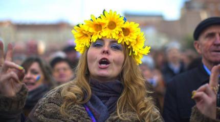 Победа Порошенко выгодна для РФ: Украина сама развалится по линии Днепра Победа Порошенко выгодна для РФ: Украина сама развалится по линии Днепра