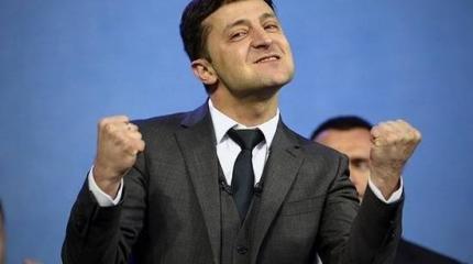 Зеленский "без коалиции": какие обновления ждет курс Украины Зеленский "без коалиции": какие обновления ждет курс Украины