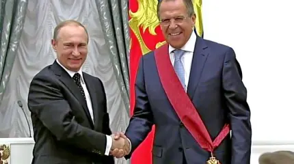 Владимир Путин вручает государственные награды в Кремле Владимир Путин вручает государственные награды в Кремле