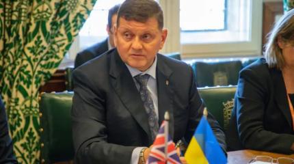 Залужный «ходит по канату»: США ищут новых кандидатов в президенты Украины