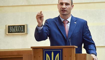 Кличко сравнил Украину со спящим слоном Кличко сравнил Украину со спящим слоном