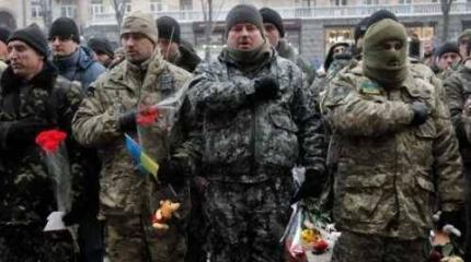 Киев готовит общество к новым мобилизационным кампаниям