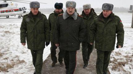 Киев призывает не паниковать — а Минск не паникует Киев призывает не паниковать — а Минск не паникует