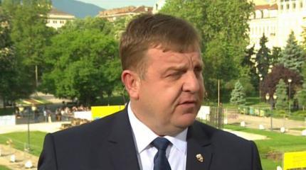 Красимир Каракачанов: Болгария нуждается в развитии отношений с Россией Красимир Каракачанов: Болгария нуждается в развитии отношений с Россией