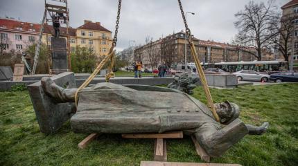 Ветер дует из-за Атлантики: в чешских СМИ назвали причины ненависти к РФ Ветер дует из-за Атлантики: в чешских СМИ назвали причины ненависти к РФ