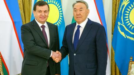 Почему и зачем Мирзиеев приехал в Астану Почему и зачем Мирзиеев приехал в Астану