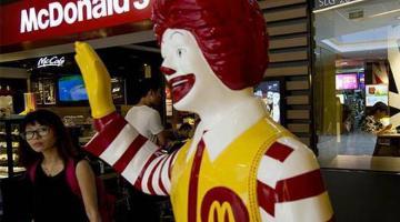 McDonald's закрывает 700 больших забегаловок в США