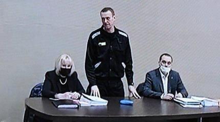 Почему суд над Навальным не вызвал интереса ни в России, ни на Западе Почему суд над Навальным не вызвал интереса ни в России, ни на Западе