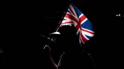 Из Британии пишут: правящие круги ослеплены русофобией Из Британии пишут: правящие круги ослеплены русофобией