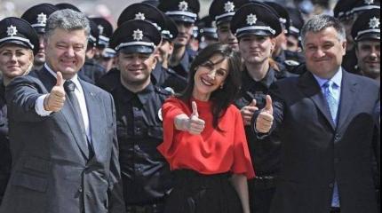 Украина создает полицию для Крыма: чего ожидать в перспективе? Украина создает полицию для Крыма: чего ожидать в перспективе?
