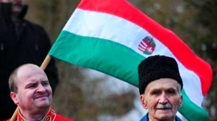 Верховная Рада провоцирует закарпатских венгров на восстание Верховная Рада провоцирует закарпатских венгров на восстание