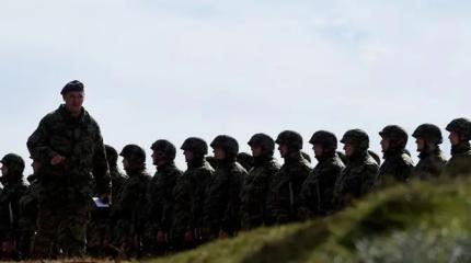 Сербский народ — за Москву, но элиты в Белграде нежно любят Трампа