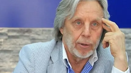 Сбежавший на Украину артист Назаров: «Вы же не люди! Вы россияне!» Сбежавший на Украину артист Назаров: «Вы же не люди! Вы россияне!»