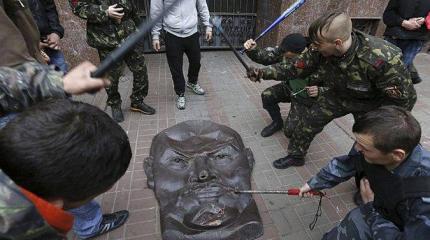 Хитрый план Украины: вперёд — в Средневековье! Хитрый план Украины: вперёд — в Средневековье!