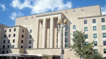 США переживают, что давно Белград не бомбили США переживают, что давно Белград не бомбили