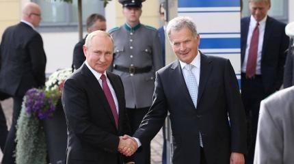 Финские СМИ: «Опоздавший на встречу Путин угрожал и командовал» Финские СМИ: «Опоздавший на встречу Путин угрожал и командовал»