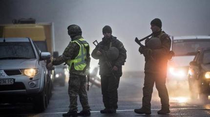 Зеленский им не указ: Войну в Донбассе остановить не дадут Зеленский им не указ: Войну в Донбассе остановить не дадут