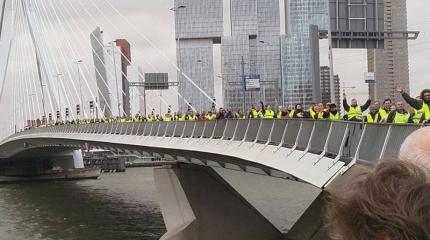 Призрак «жёлтых жилетов» бродит по Европе Призрак «жёлтых жилетов» бродит по Европе