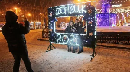 Донбасс 2021: Чего ждать ДНР и ЛНР в наступившем году