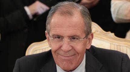 Лавров позвал всех «интересующихся» в Крым Лавров позвал всех «интересующихся» в Крым