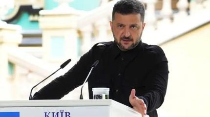 Новый ультиматум Зеленского: РФ платит репарации, НАТО в режиме «лайт» Новый ультиматум Зеленского: РФ платит репарации, НАТО в режиме «лайт»