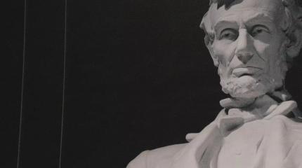 Знаменитая фраза Линкольна о лжи оказалась пророческой для США