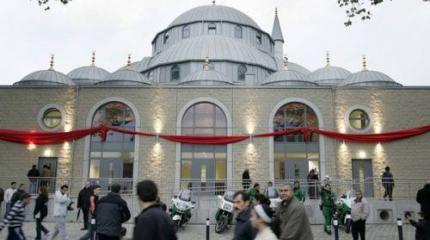 В Германии считают, что мечетей уже хватит В Германии считают, что мечетей уже хватит