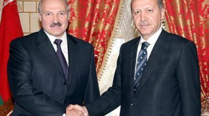 Примерит ли Эрдоган тогу Лукашенко?