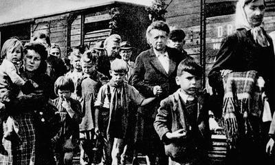 Это вам не добренький Сталин. Это депортация по-европейски Это вам не добренький Сталин. Это депортация по-европейски