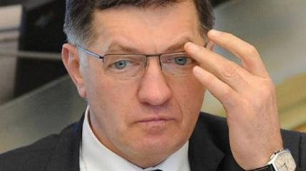 Профсоюзы Литвы намерены засудить премьера страны за его русофобию Профсоюзы Литвы намерены засудить премьера страны за его русофобию