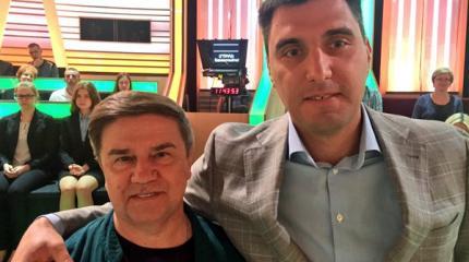Украинские политики Карасев и Левченко сцепились в эфире российского ТВ Украинские политики Карасев и Левченко сцепились в эфире российского ТВ